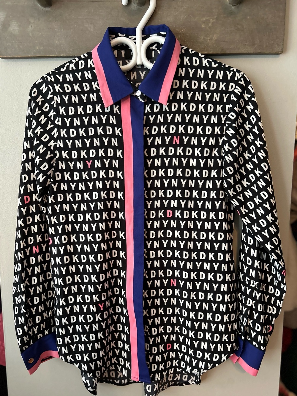 DKNY blouse - Picture 2 of 11